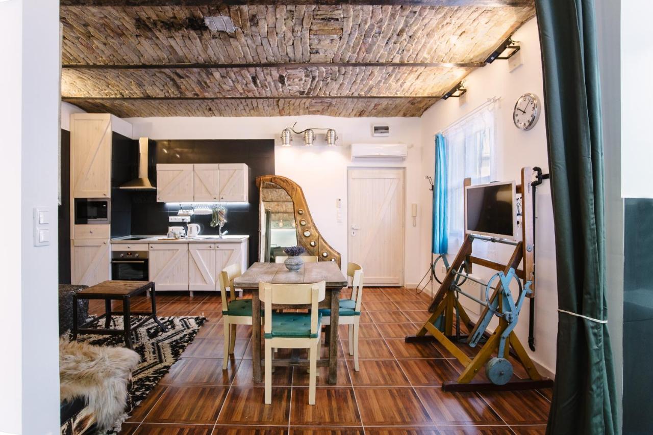 The Nest In Downtown Budapest Kültér fotó