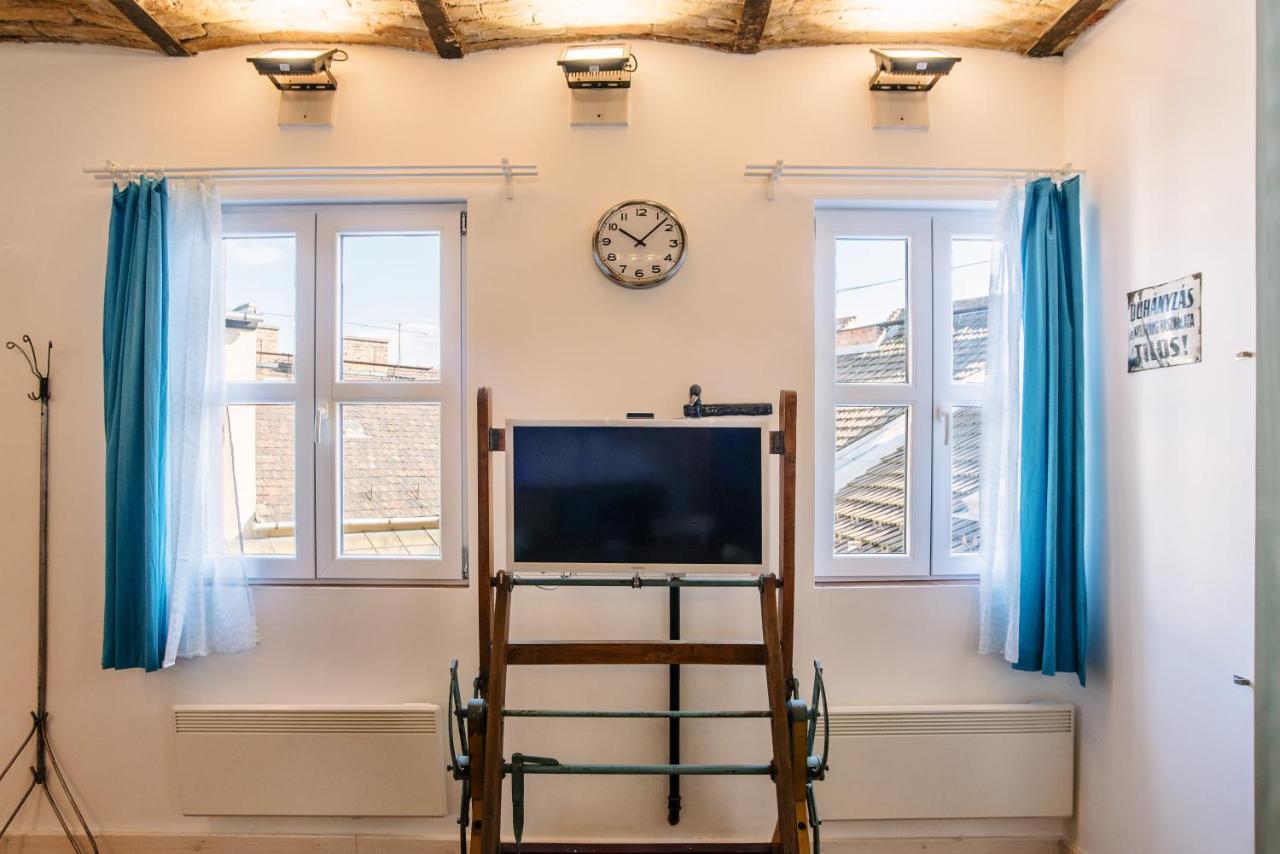 The Nest In Downtown Budapest Kültér fotó
